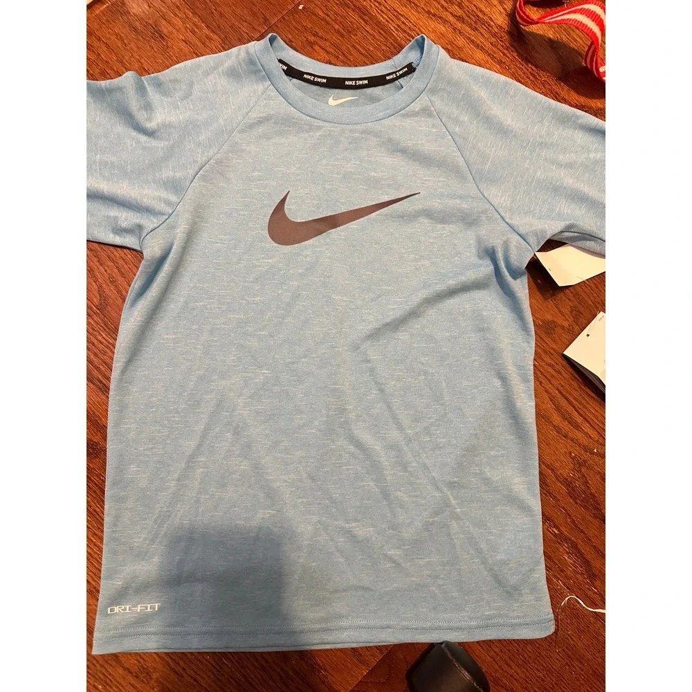 Nike Swim UPF 40+ Heather Blue Dri-FIT Swim Shirt Top NWT Boy Medium‎
